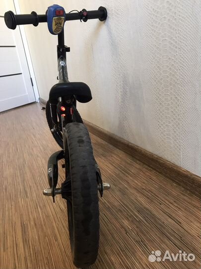 Велосипед беговел strider