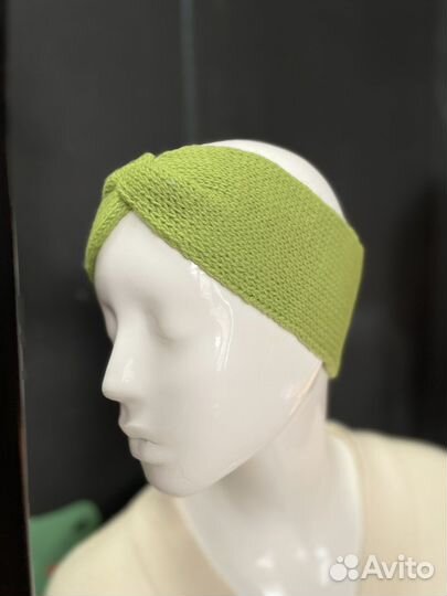 Повязка на голову вязаная