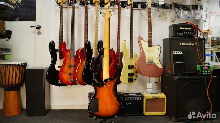 Бас-гитара Mavis Корея