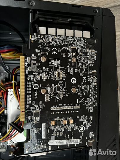 Видеокарта PCI-E Gigabyte AMD Radeon RX 560