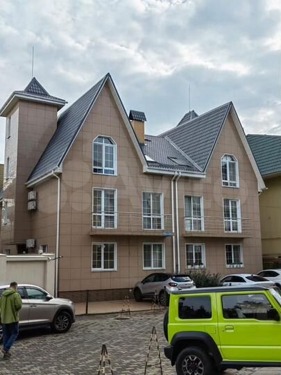 Коттедж 340 м² на участке 3 сот.