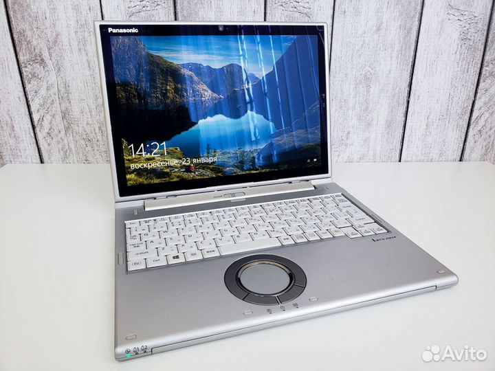 Panasonic CF-XZ6 4G(планшет/ноутбук трансформер)