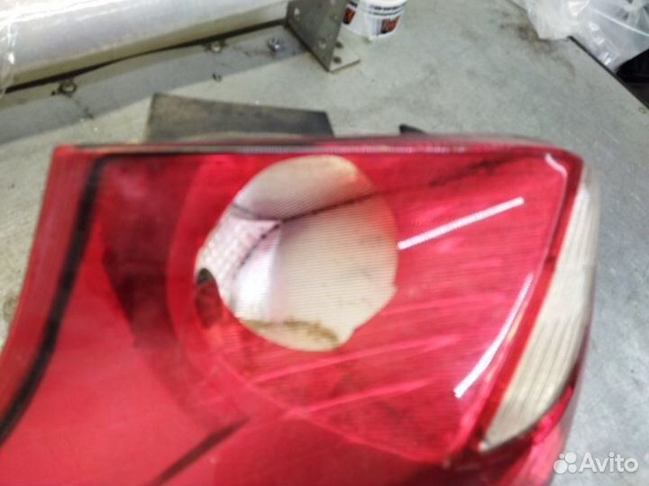 Фонарь задний левый Ford Focus 3 хэтчбек 2.0