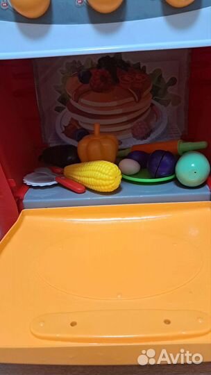 Детские игрушки кухня