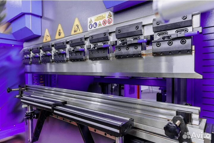 Гидравлический листогибочный пресс hbс 135/3200