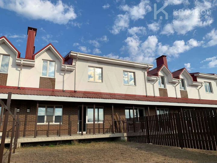 Таунхаус 173 м² на участке 2,8 сот.