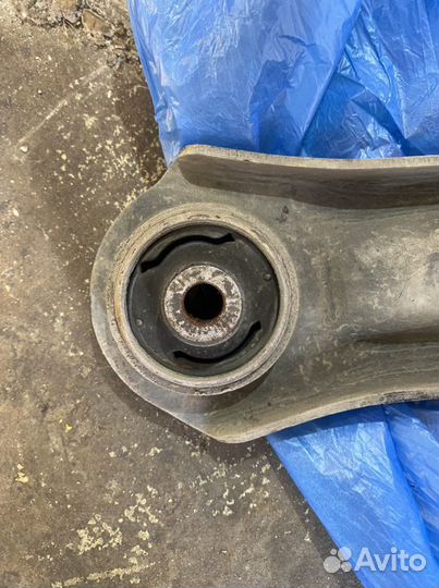 Рычаг передний тигуан 2(левый)