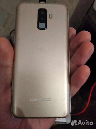 Телефон leagoo m9