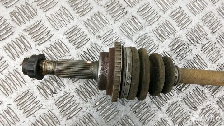 Полуось задняя (приводной вал, шрус) Lexus RX 2