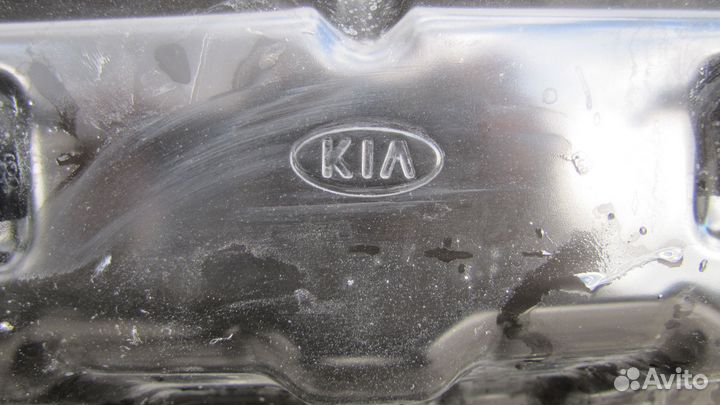 Kia Cerato 4 панель задняя