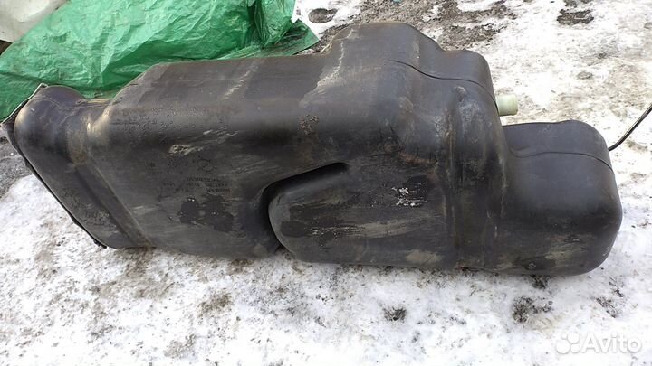 Бак топливный Navara (D40)