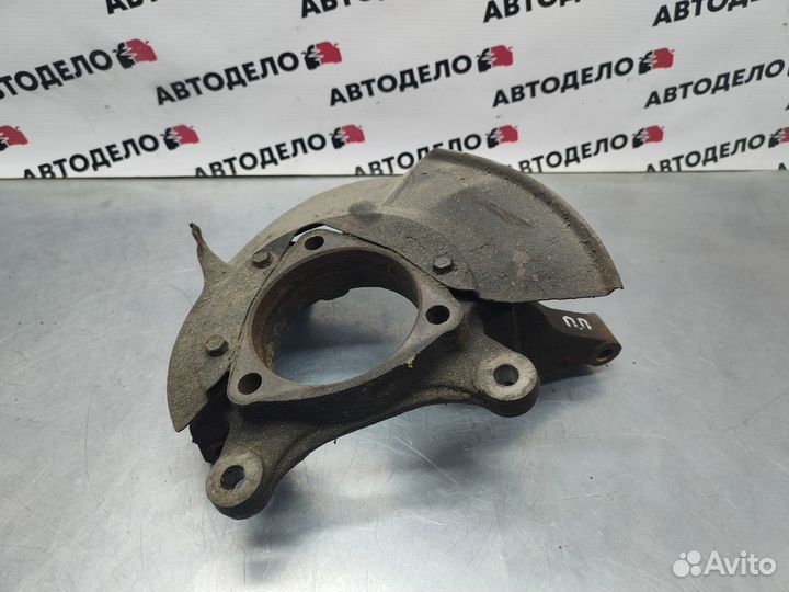 Кулак поворотный Daewoo Magnus 1999 г.в