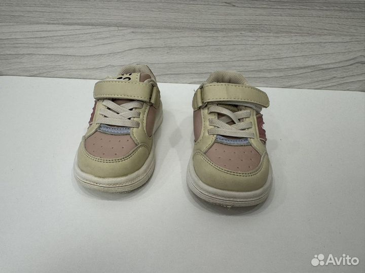 Кроссовки детские 19 размер