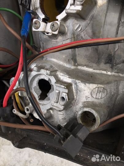 Фара левая Mercedes Benz S-p-r-i-n-t-e-r