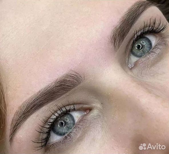 Коррекция и окрашивание бровей