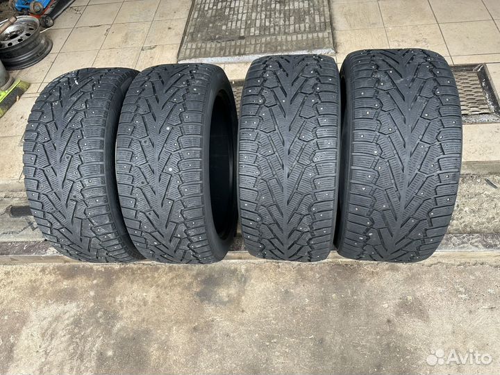 Pirelli Ice Zero 265/45 R20 и 295/40 R20