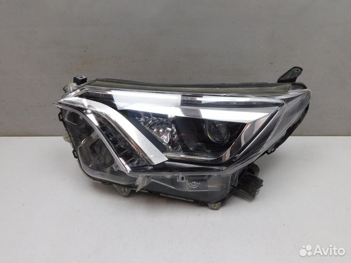 Фара левая Toyota RAV4