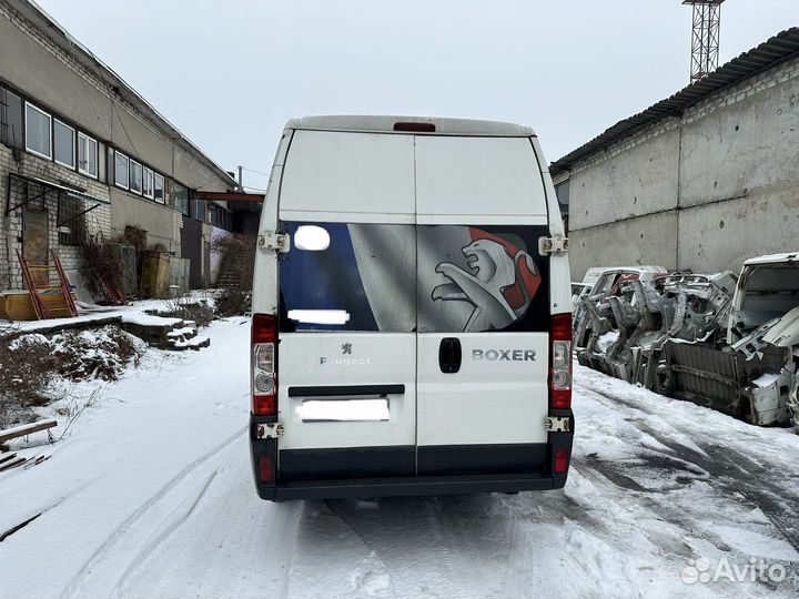 В полном разборе Peugeot Boxer 3 H3L4