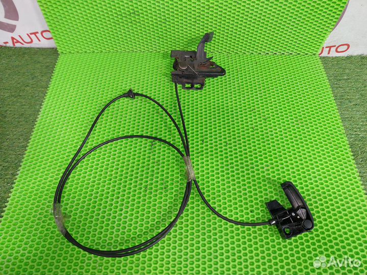 Замок капота Cadillac Escalade GMT800