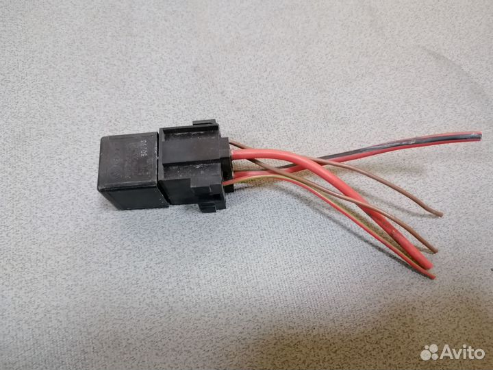 Реле 179 (357927843a) audi / Volkswagen