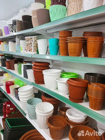 Цветочные горшки и балконные ящики