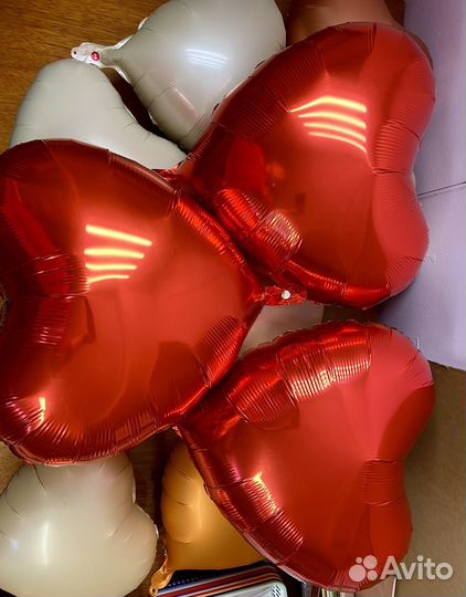Воздушные шарики сердце красные, пастельные шары