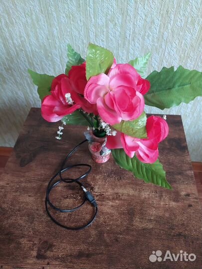 Светильник интерьерный в керамической вазочке