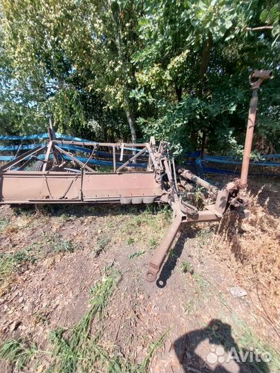 Плуг 1L 2-20, 2000