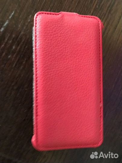 Чехлы для телефонов