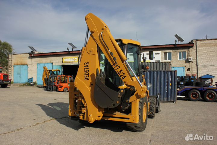 Экскаватор-погрузчик Redstar T17.5/24, 2023