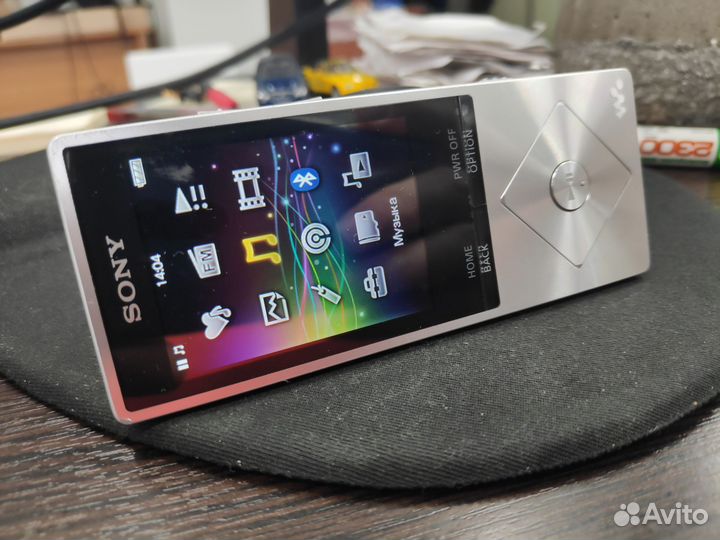 Mp3 плеер Sony 16 гигабайт с Bluetooth