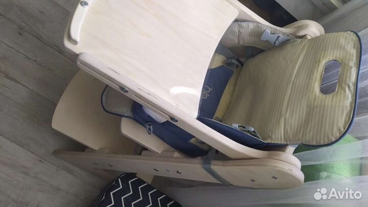 Новый растущий стул со столиком