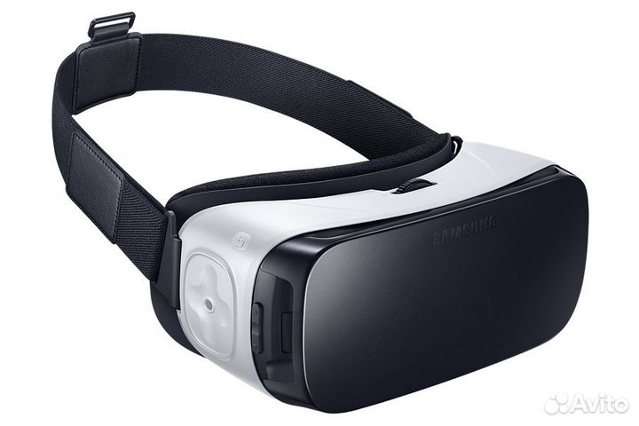 Очки виртуальной реальности Gear VR