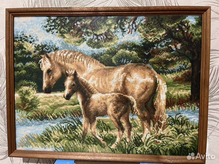 Картина вышитая крестом Лошади