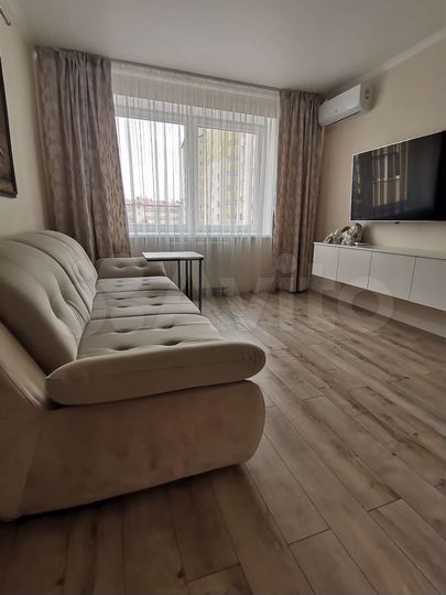 2-к. квартира, 53 м², 2/9 эт.