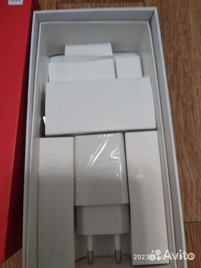 Xiaomi Redmi 5 Plus, 4/64 ГБ