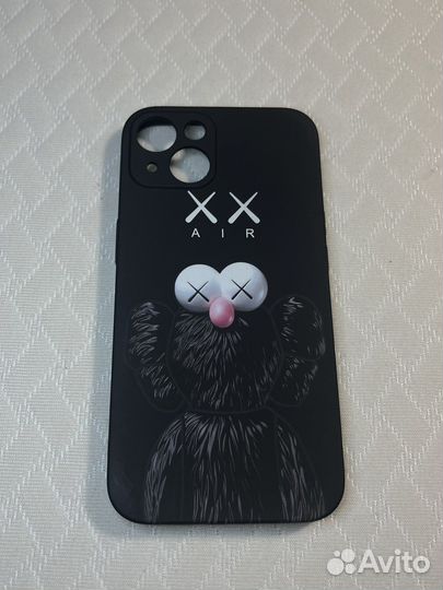 Чехол на iPhone 13