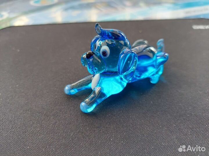 Фигурки цветное стекло