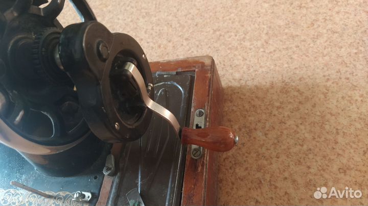 Швейная машина подольск ручная