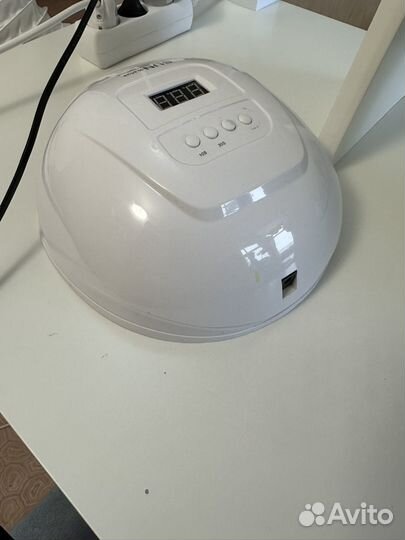 Лампа для маникюра