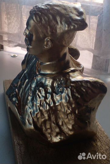 Бюст Чапаева