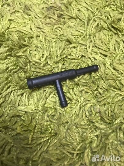 Тройник VW T4 074121438C