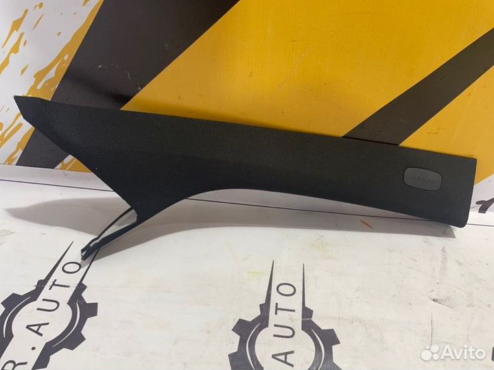 Обшивка стойки правая Mercedes Glc W253 2 2018