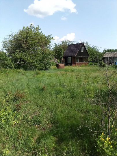 Дача 10 м² на участке 5 сот.