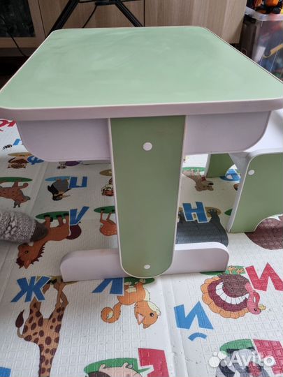 Детский стол и стул