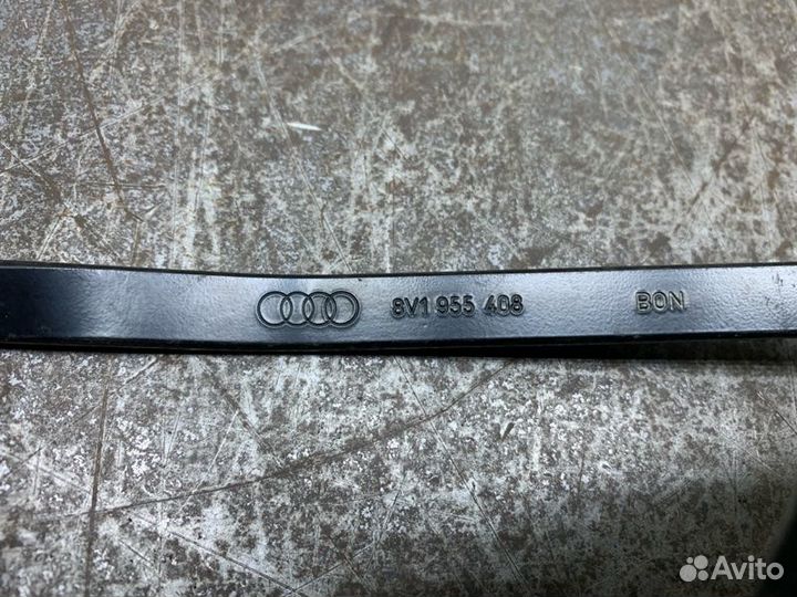 Поводок передний правый Audi A3 универсал cmba