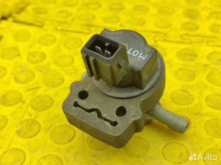 Клапан вентиляции бака Mercedes-Benz W140 M104.994