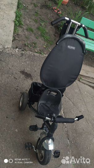 Детский трехколесный велосипед