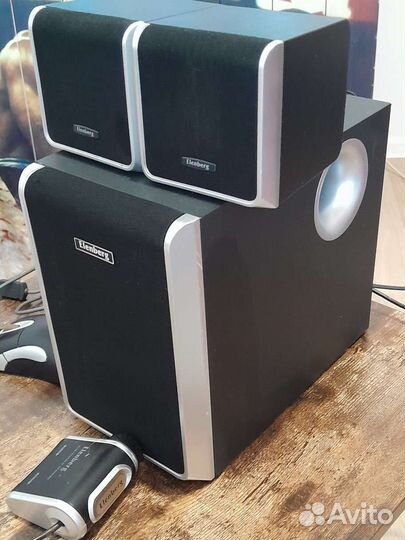 Сабвуфер и колонки Elenberg от компьютера