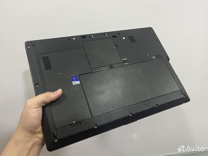 Ноутбук Fujitsu lifebook U757